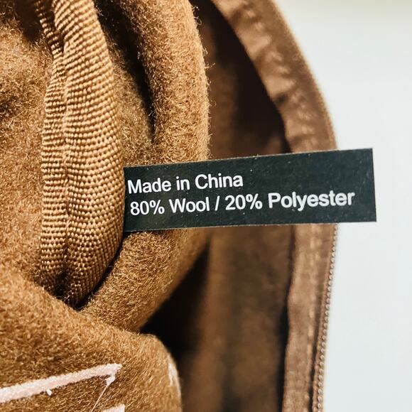 Viking Cruises Brown Travel Toiletry Bag Man Knows Little Runic Quote Wool Blend - Picture 4 of 4